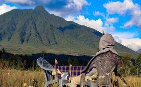 Under Volcanoes View Guest House